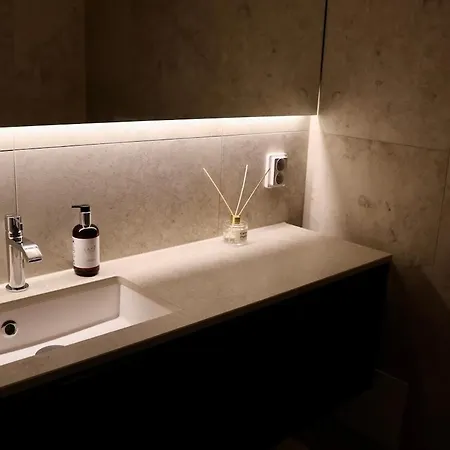 Priddy-lapland Luxury With Hot Tub And Sauna Villa *